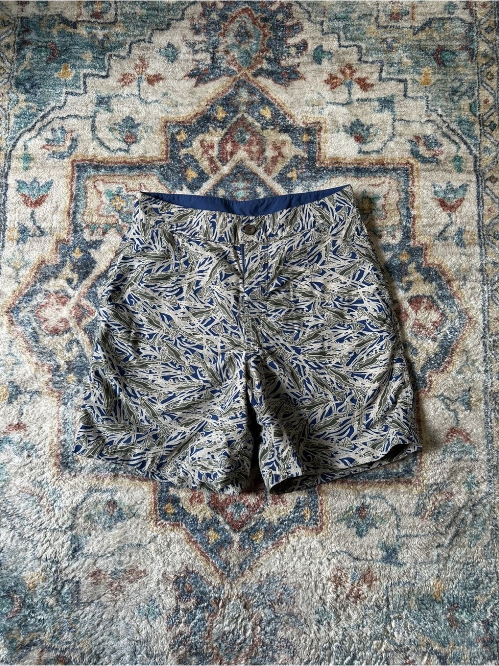 Patagonia Fish All Over Print Shorts Size 30